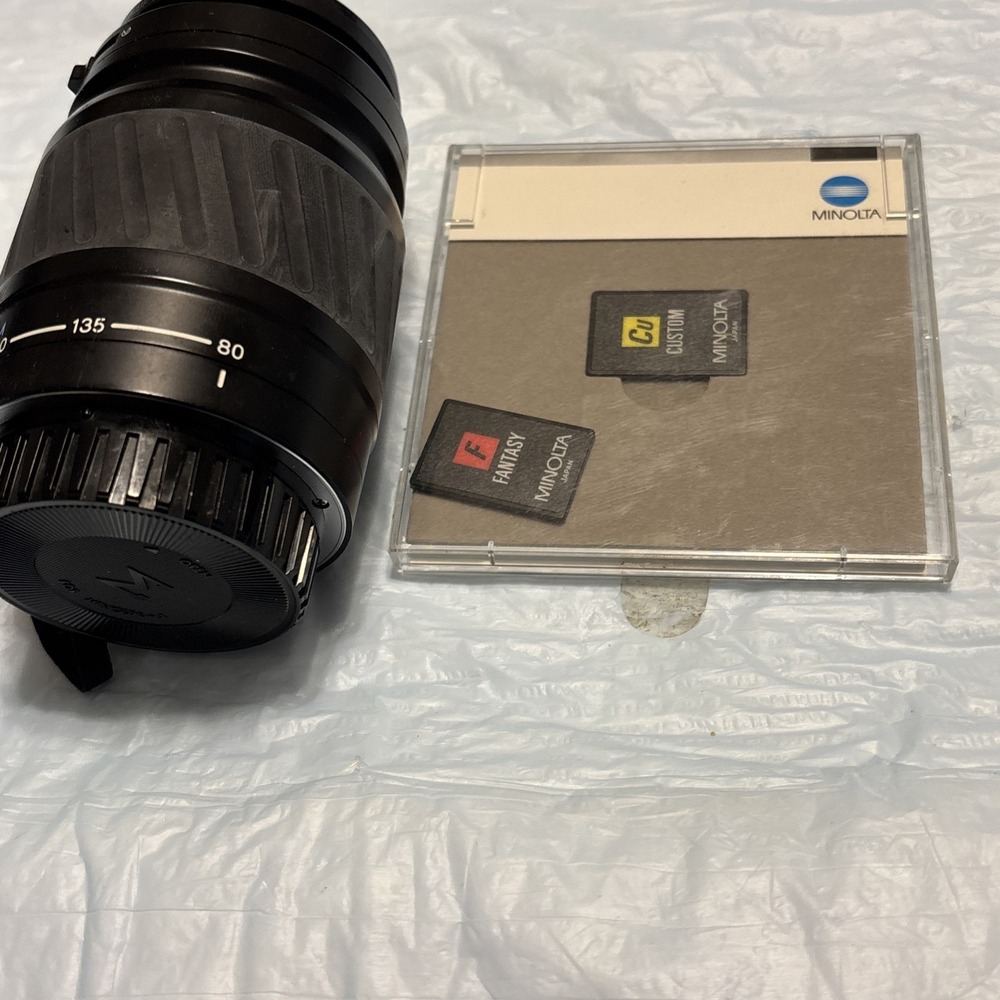 Minolta Maxxum AF 80-200 Lens + Cu Custom Fantasy Cards Case Lot